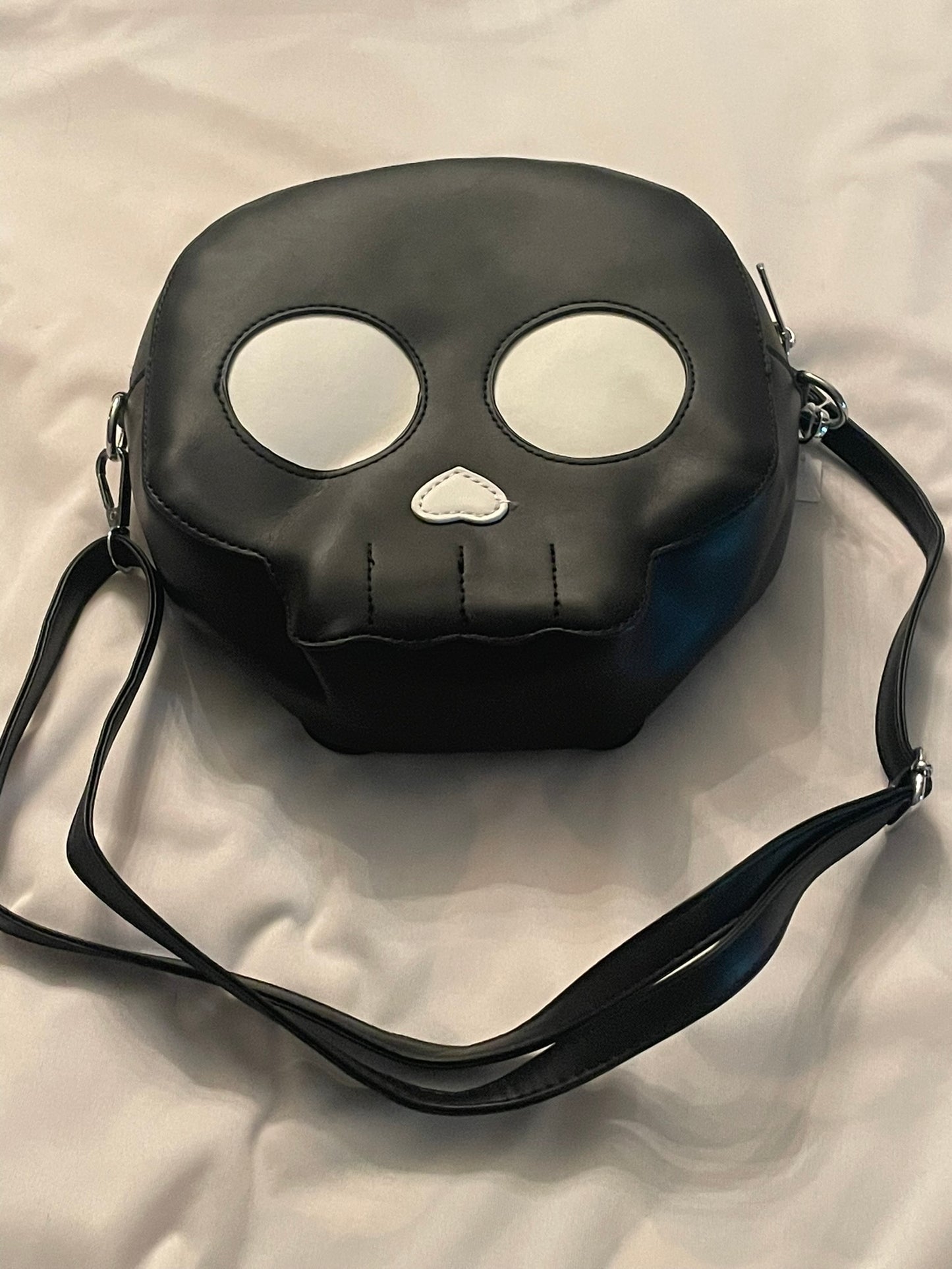 Skull Black & White Bag