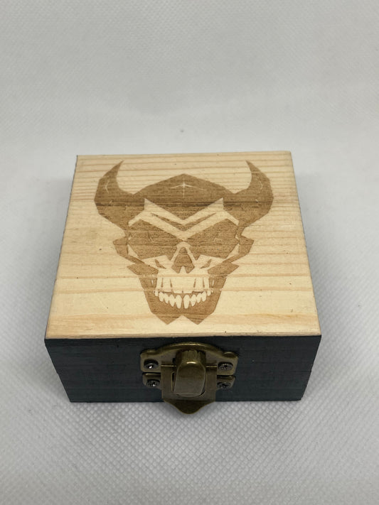 Horned Skull in Black